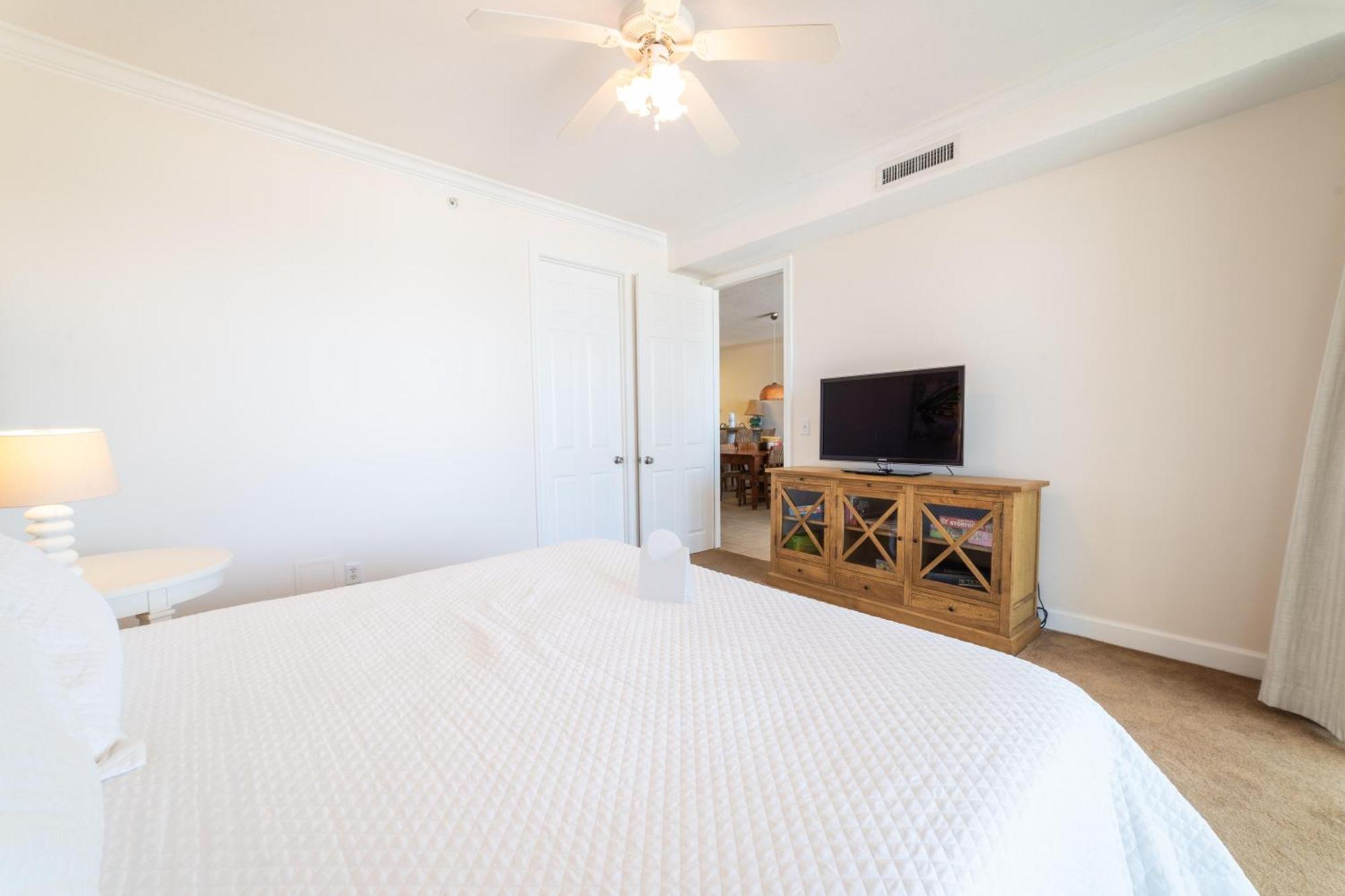 Regency Isle 309 By Liquid Life Apartment *